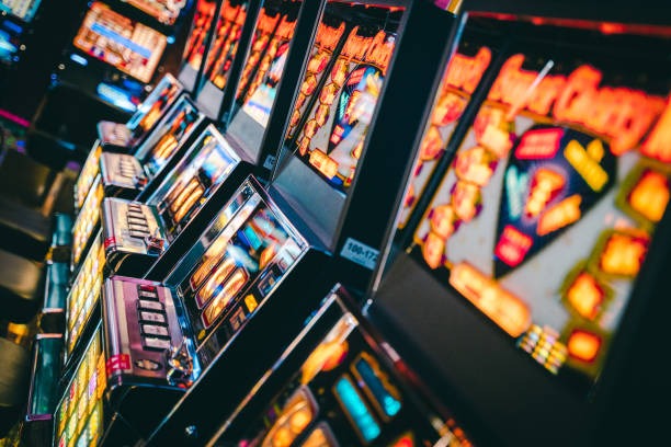 siren4d platform offering live dealer tables and sports betting interface
